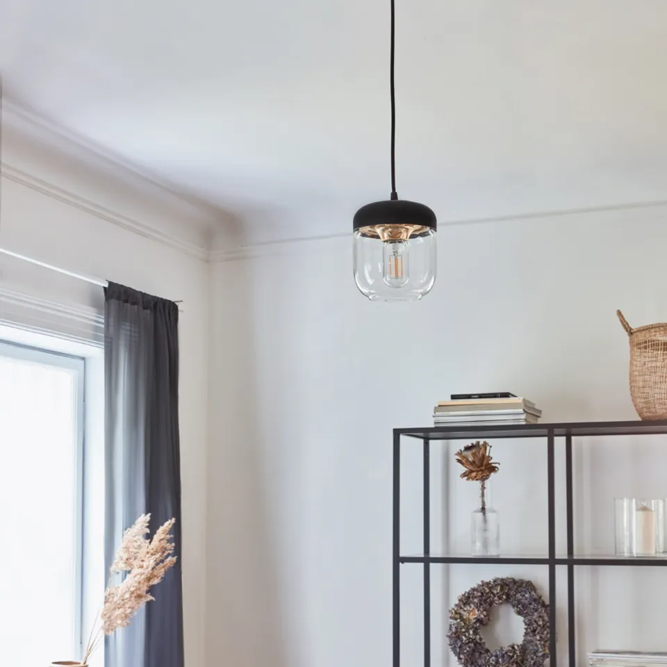 UMAGE Acorn pendelskjerm hvit messing liten