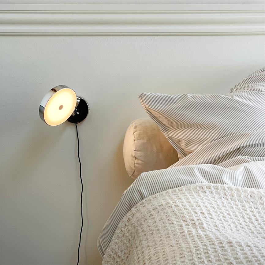Dyberg Larsen Starlight vegglampe krom leselys touch