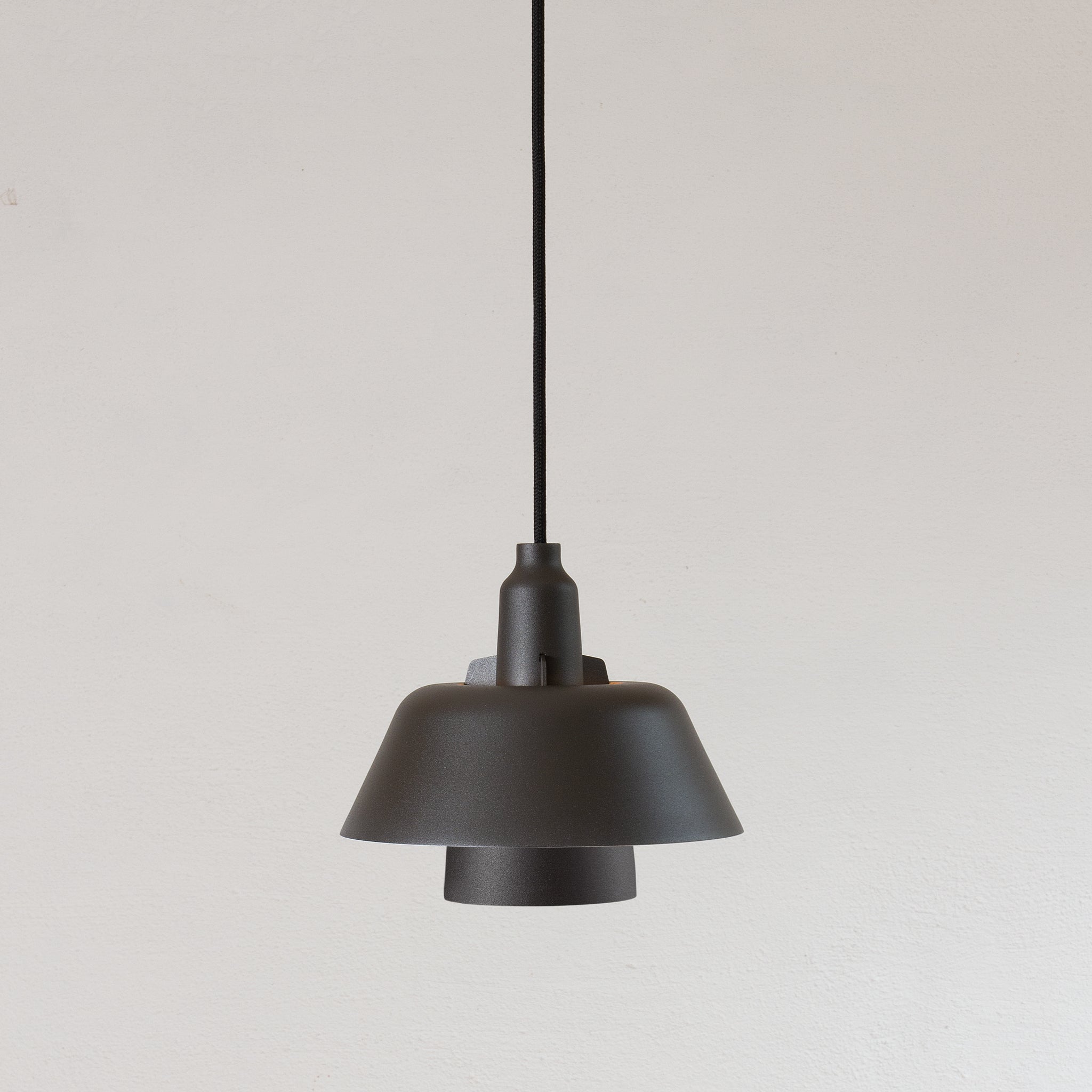 Zlamp P 2210 pendel greige blendfri