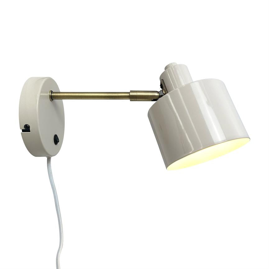 Dyberg Larsen Ocean vegglampe beige messing indirekte