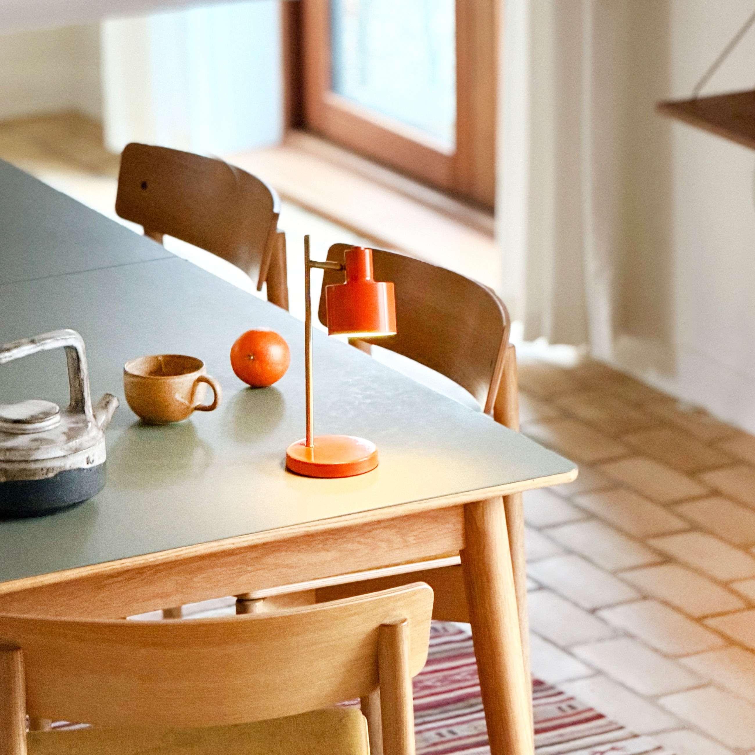 Dyberg Larsen Ocean Mini bordlampe orange/messing