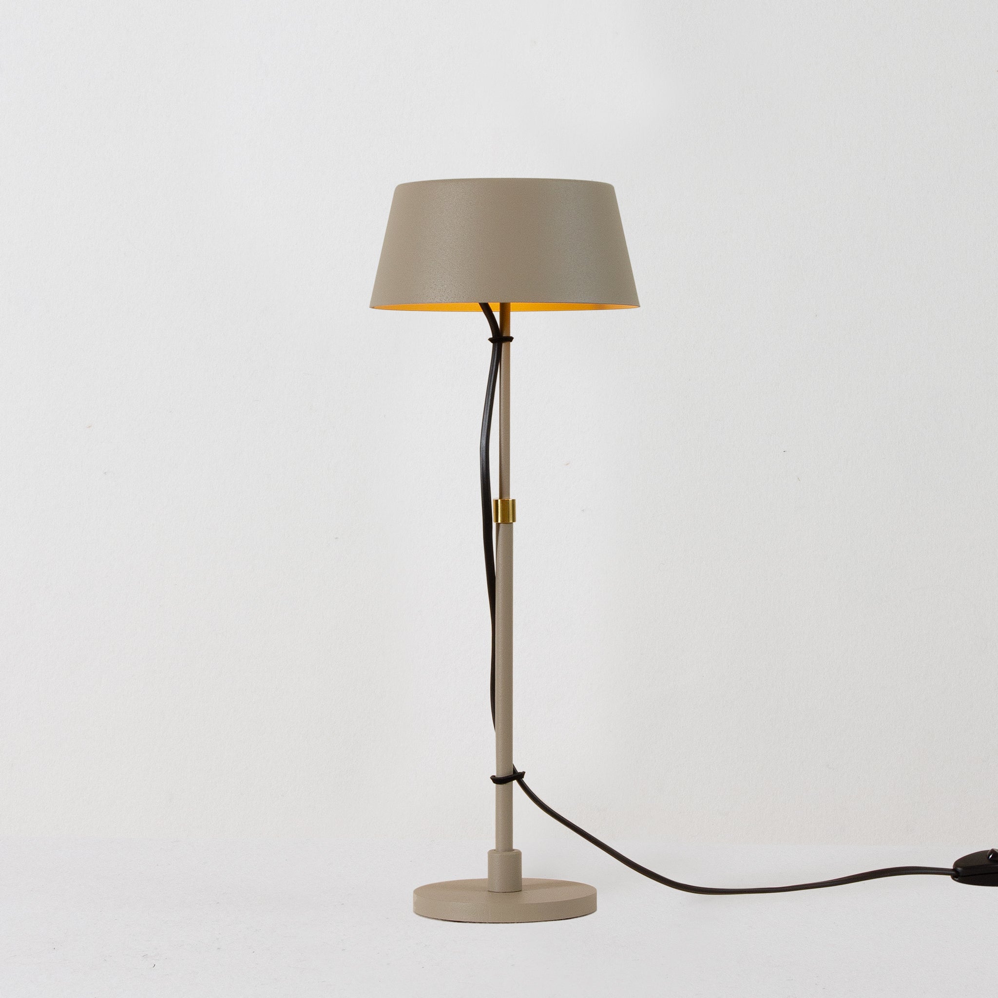 Zlamp Karl 925-1512 bordlampe liten greige messing høydejusterbar
