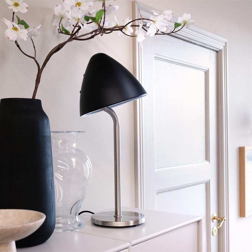 Dyberg Larsen Oulu bordlampe svart børstet stål