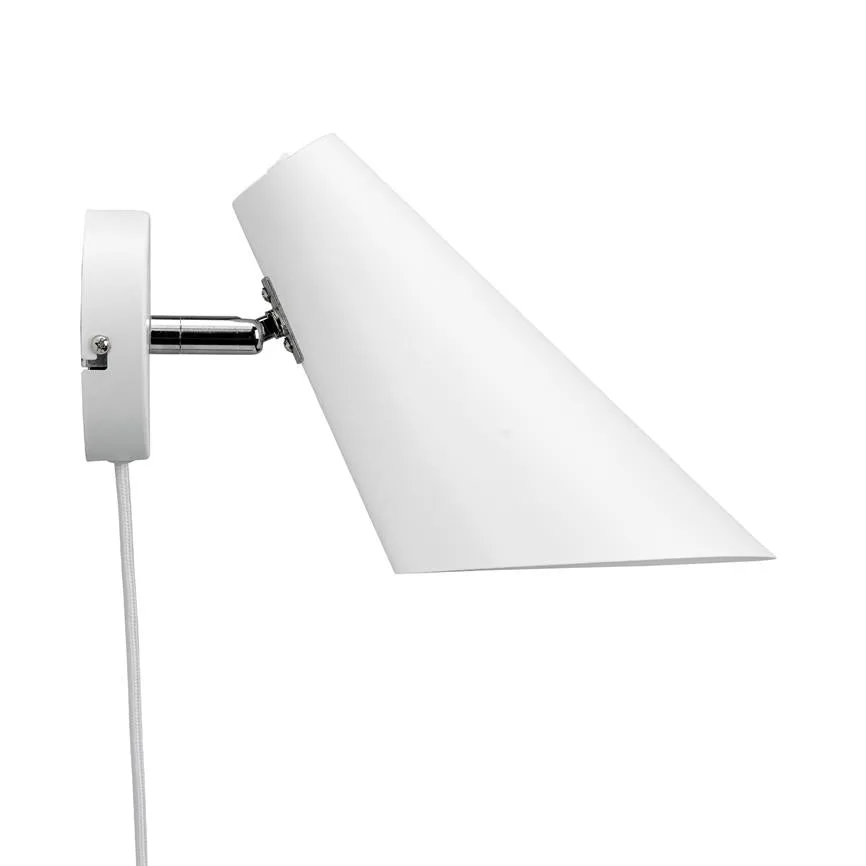 Dyberg Larsen Cale vegglampe hvit metall