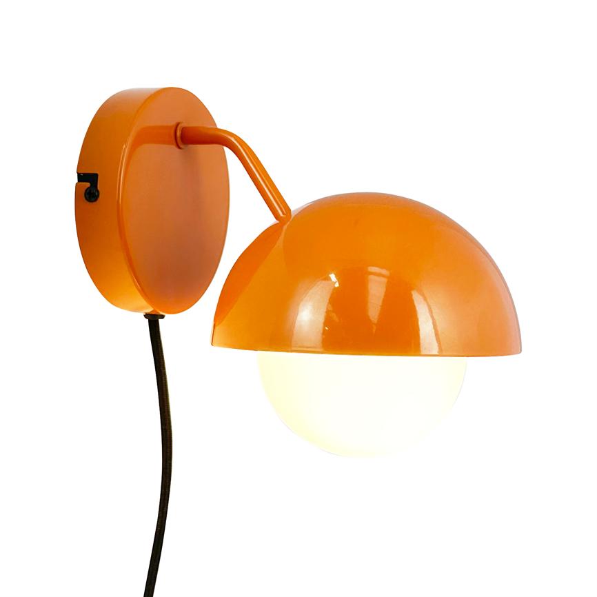 Dyberg Larsen Rose vegglampe orange glass