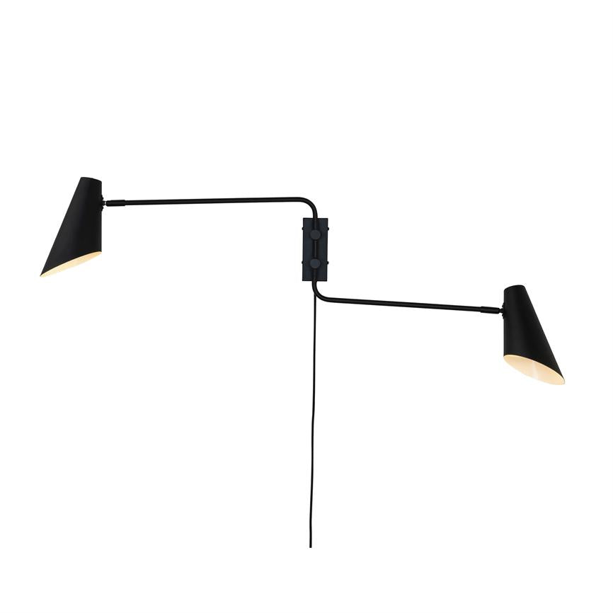 Dyberg Larsen Cale vegglampe svart justerbar