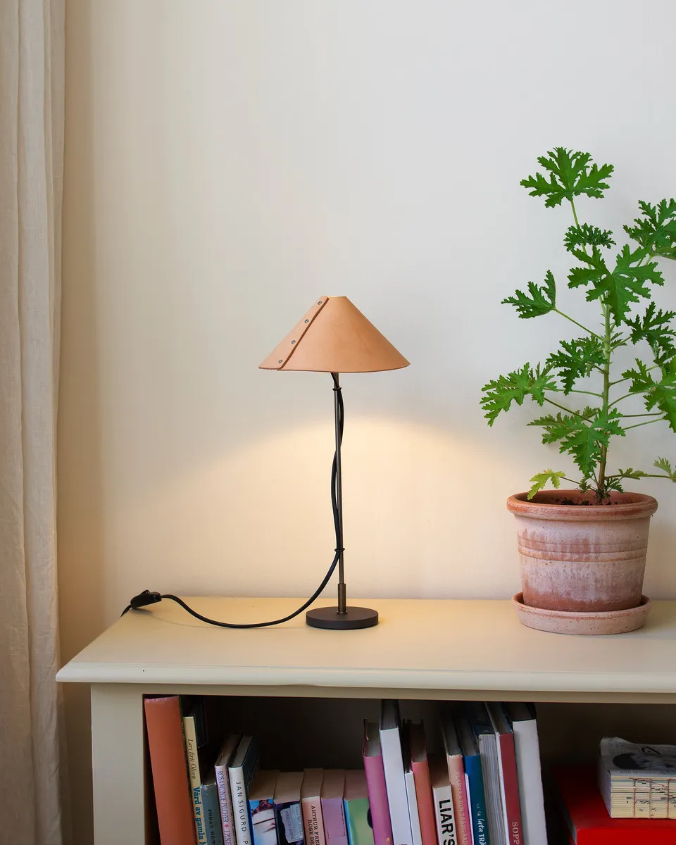 Zlamp Koncis 123-1803 bordlampe natur skinn