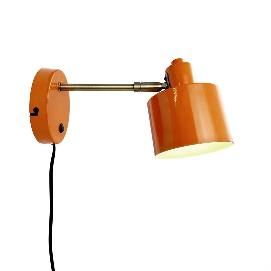 Dyberg Larsen Ocean vegglampe oransje/messing retro