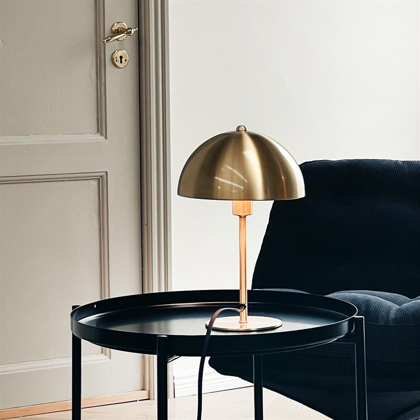 Dyberg Larsen Lyon bordlampe messing – oppladbar lanterne
