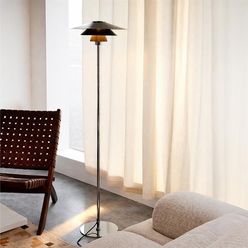 Dyberg Larsen Kay gulvlampe sort 3-skjerm