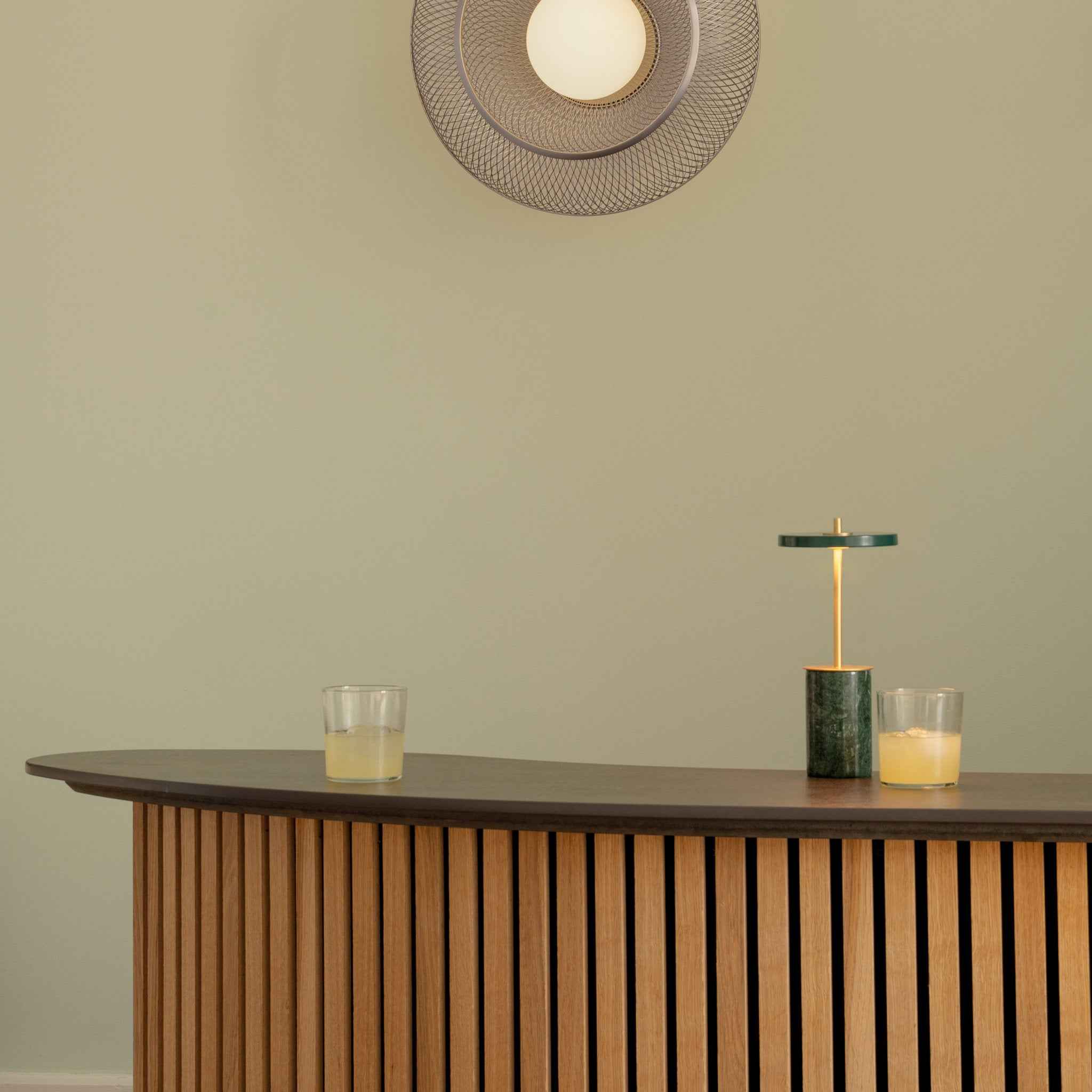 UMAGE Faraday Up taklampe vegglampe stål medium