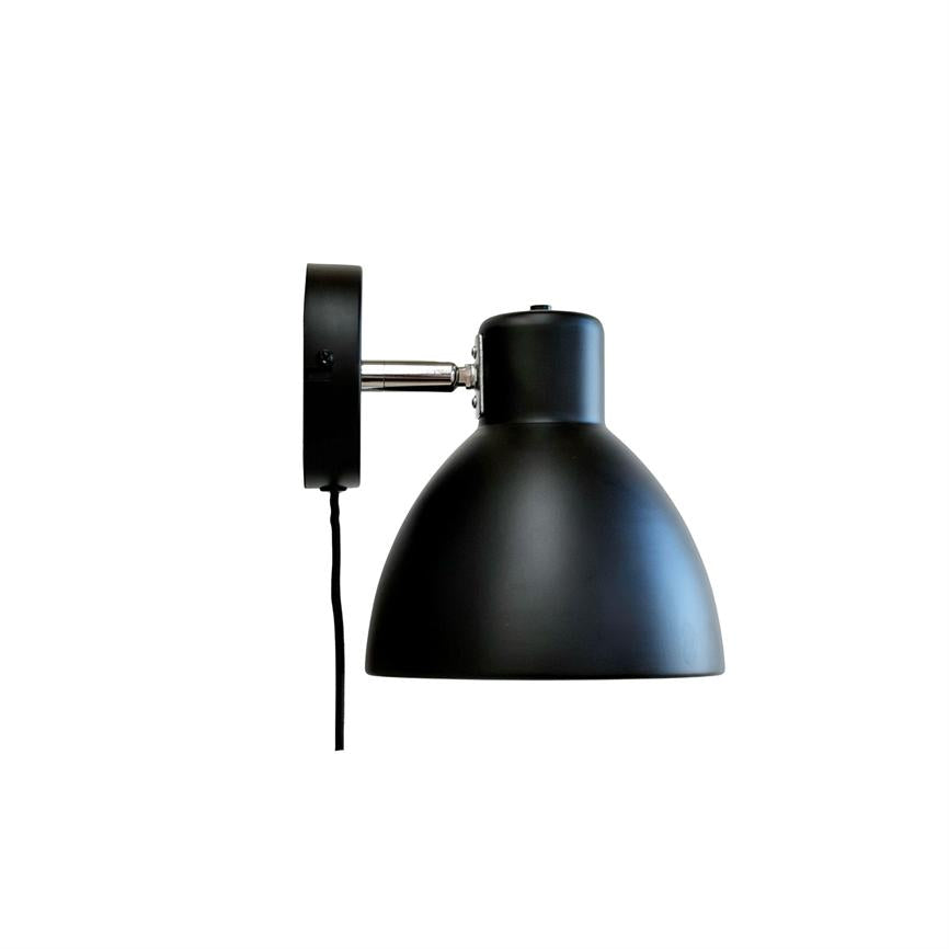 Dyberg Larsen Norden vegglampe hvit