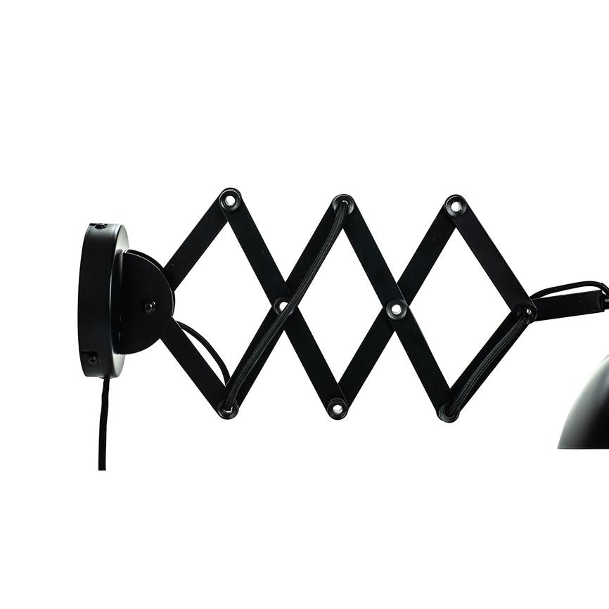 Dyberg Larsen Futura vegglampe foldearm sort
