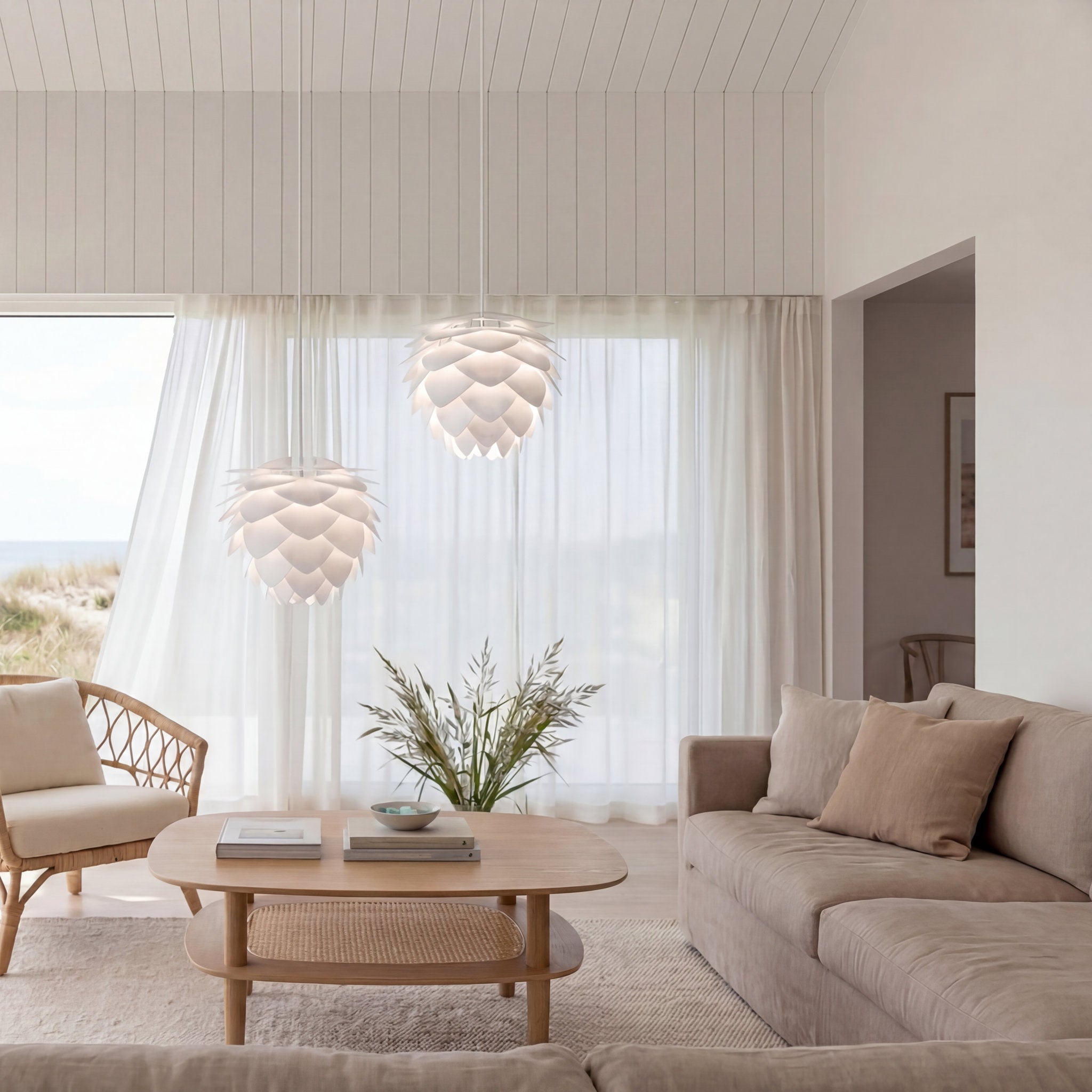 UMAGE Silvia lampeskjerm hvit medium pendel