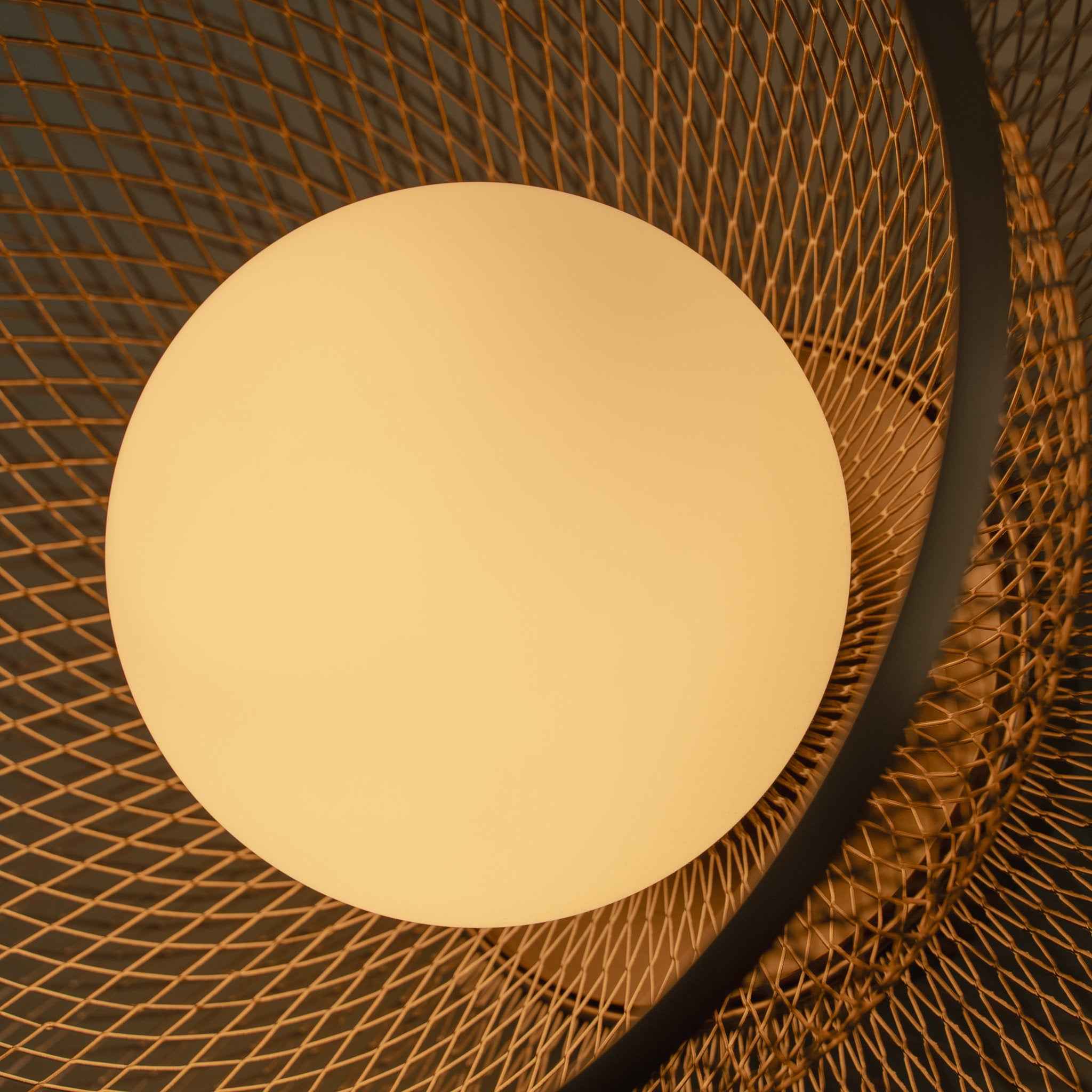UMAGE Faraday Up taklampe vegglampe stål medium