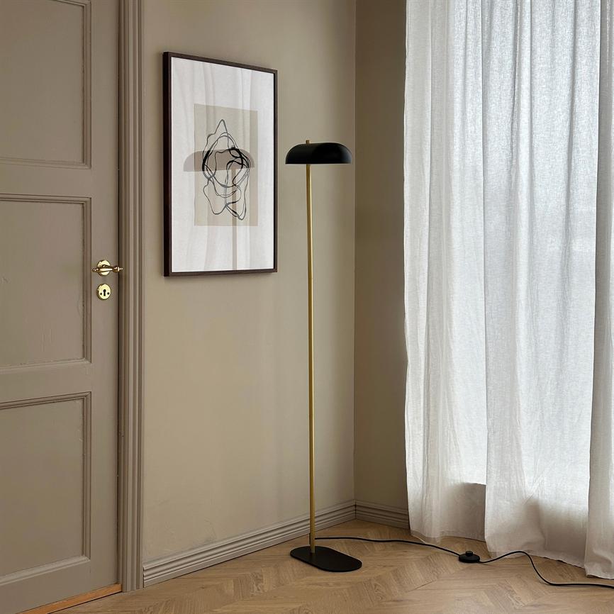 Dyberg Larsen Arch gulvlampe svart messing