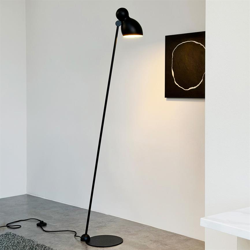 Dyberg Larsen Ludo gulvlampe svart E27