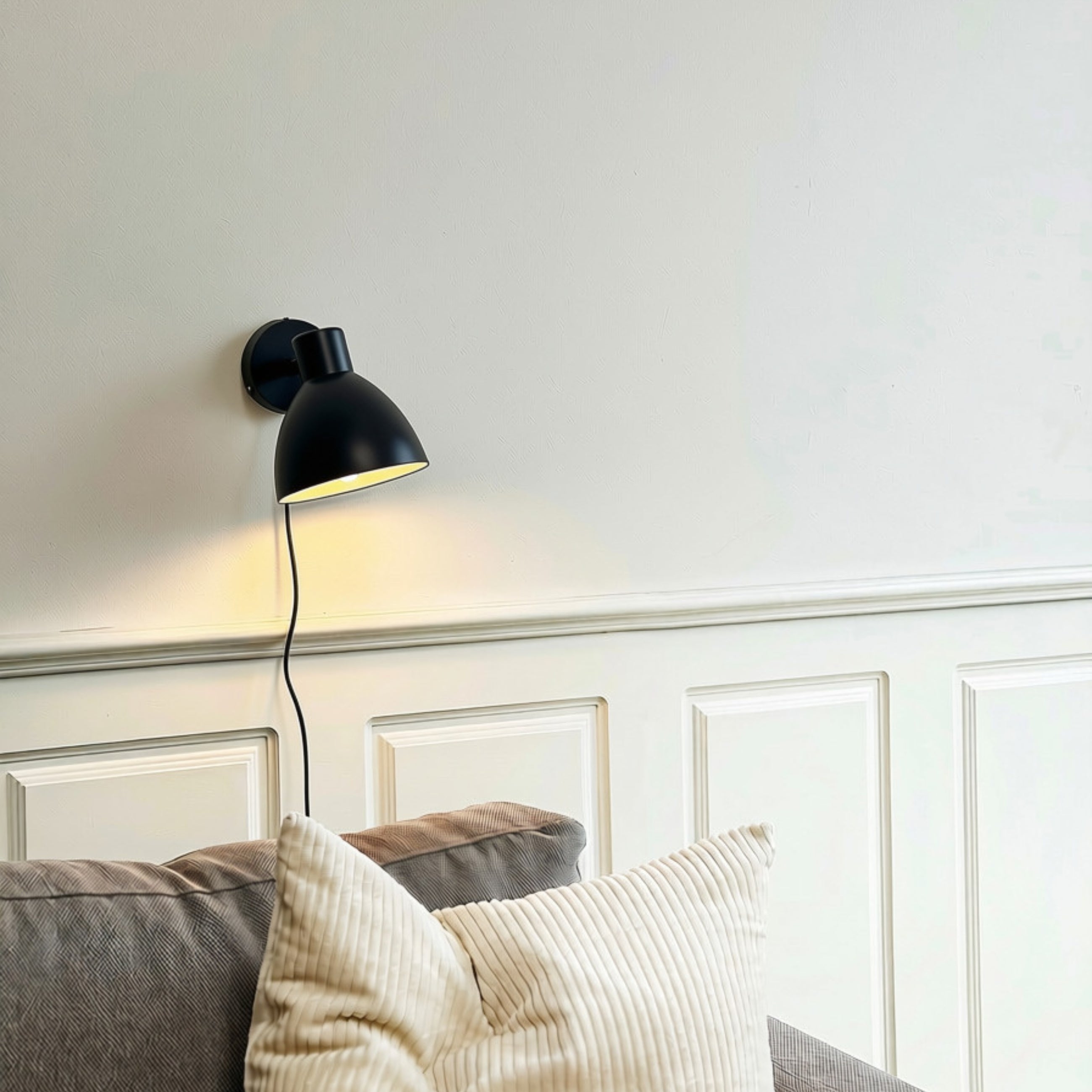 Dyberg Larsen Norden vegglampe hvit
