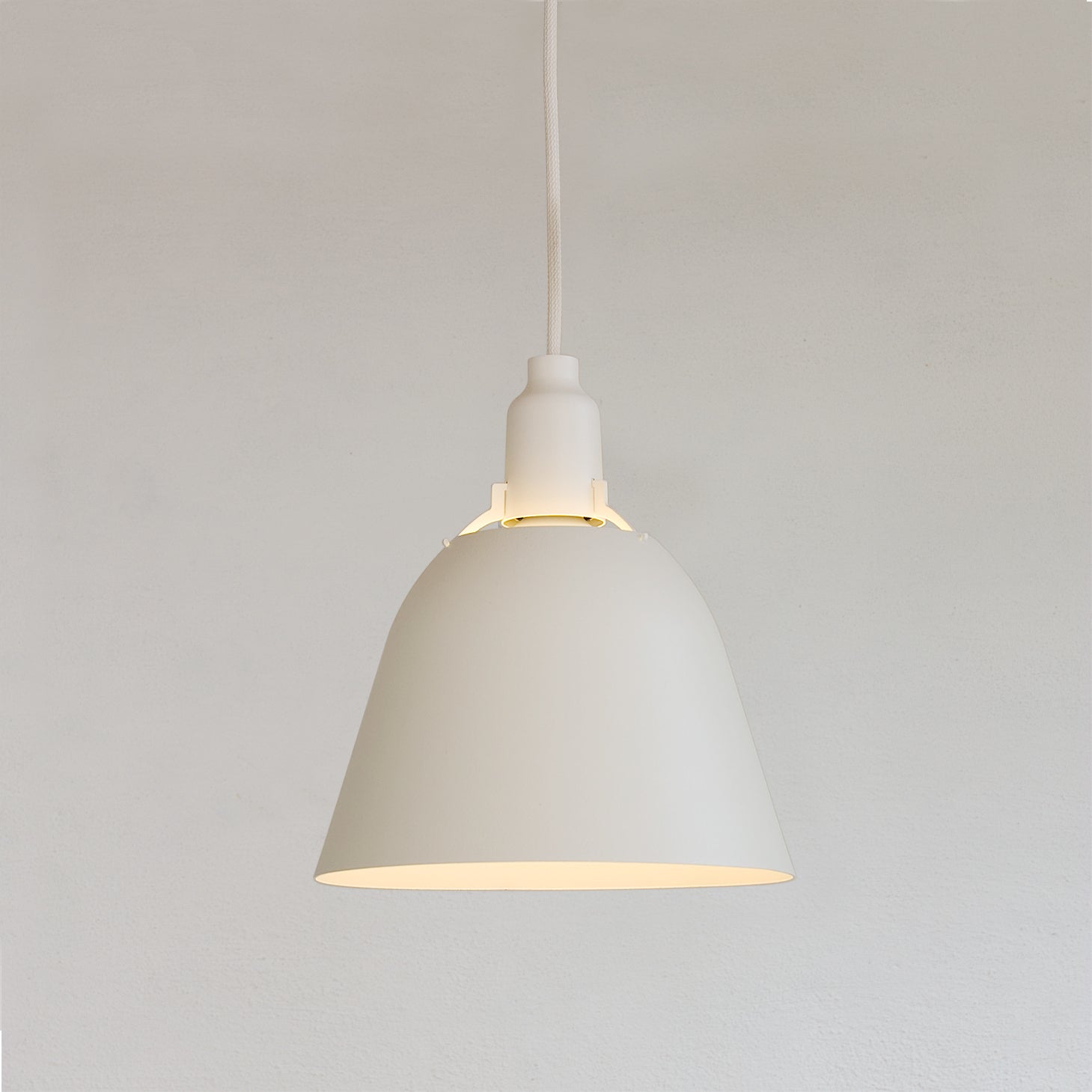 Zlamp P 656-22 pendel 22 cm mørkegrå blendefri