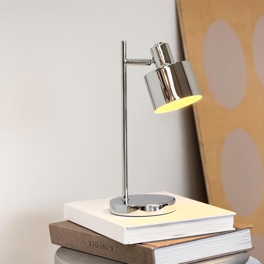 Dyberg Larsen Ocean Mini bordlampe krom oppladbar