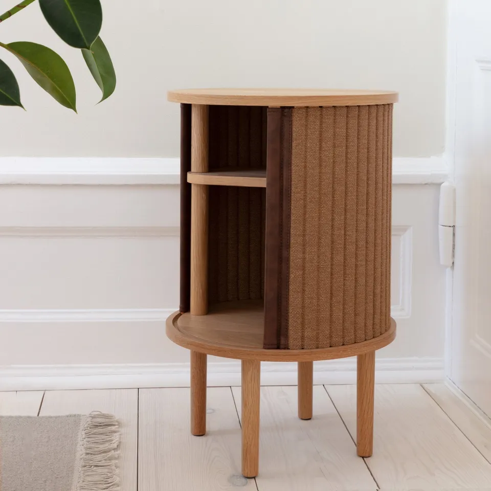 UMAGE Audacious sidebord eik sugar brown