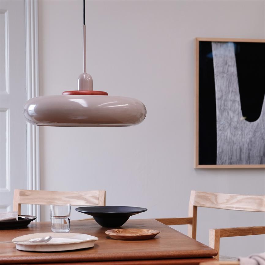 Dyberg Larsen Planet pendel latte tremønster